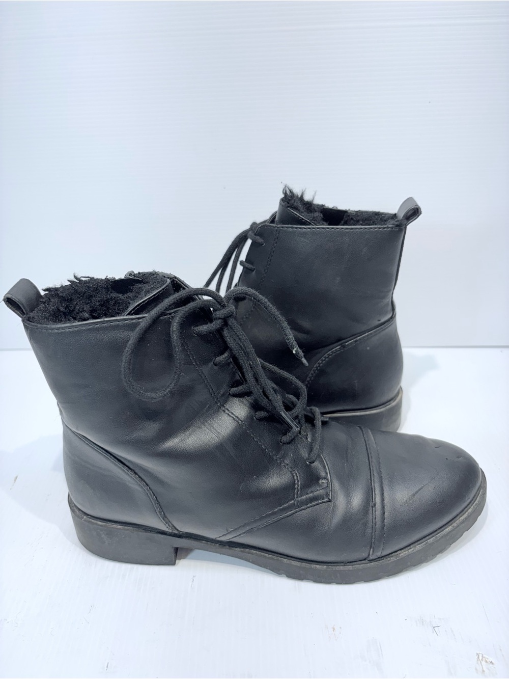 Aldo Black Lace-Up Fur-Lined Ankle Boots, Rubber Sole - Size 8